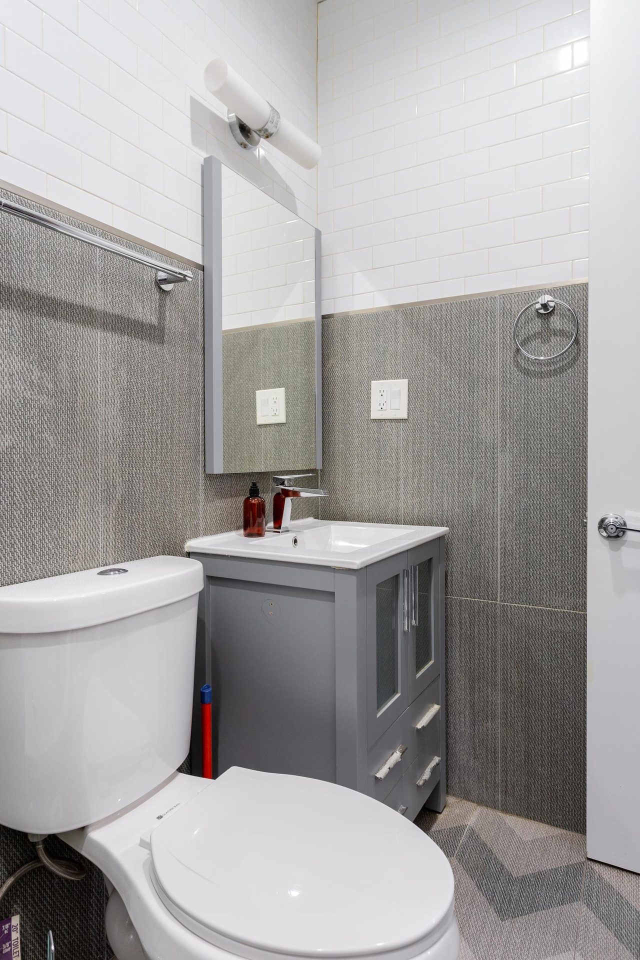 #1628: Bushwick - Full Bedroom A - 5
