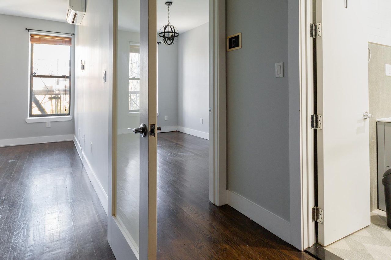 #1628: Bushwick - Full Bedroom A - 7