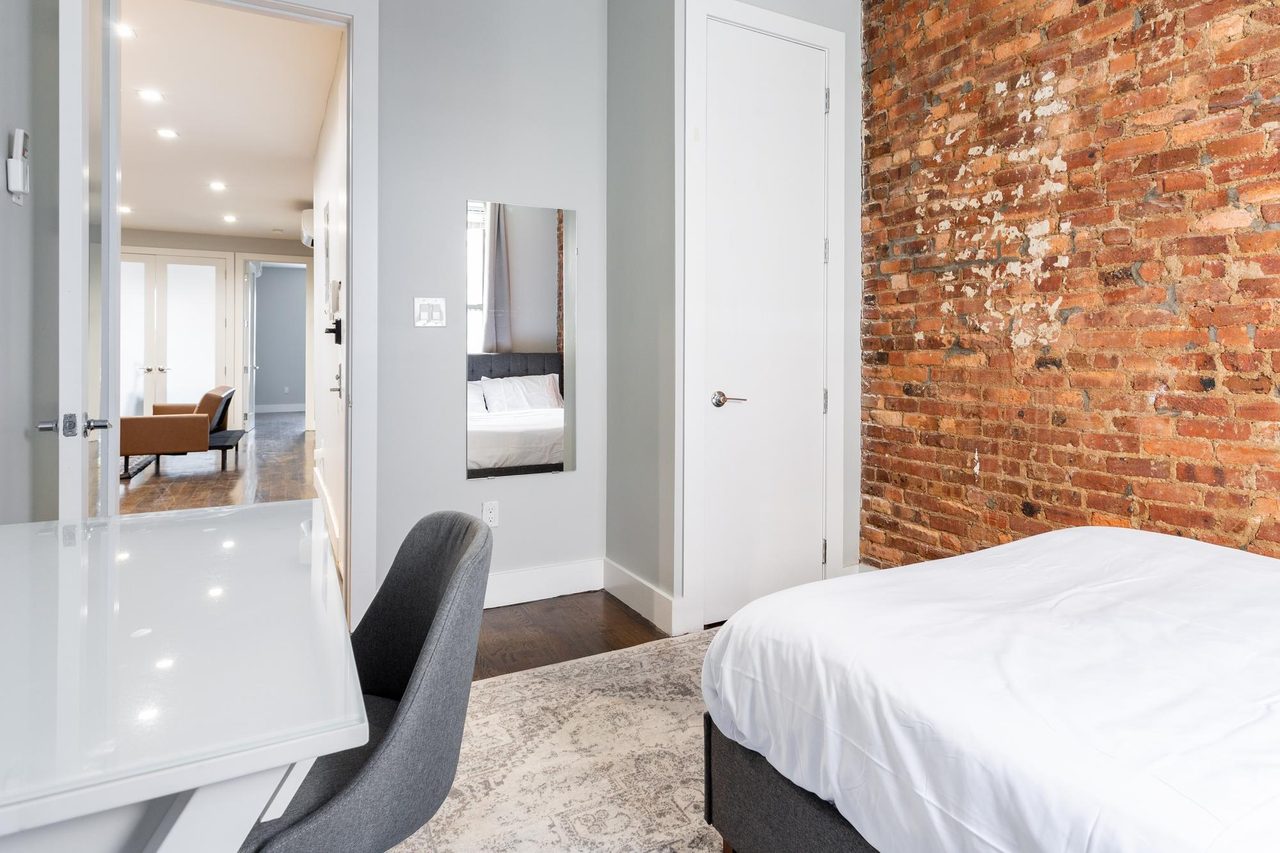#1628: Bushwick - Full Bedroom A - 20