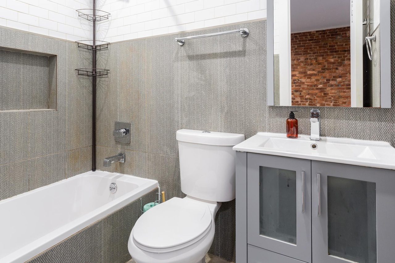 #1628: Bushwick - Full Bedroom C - 6