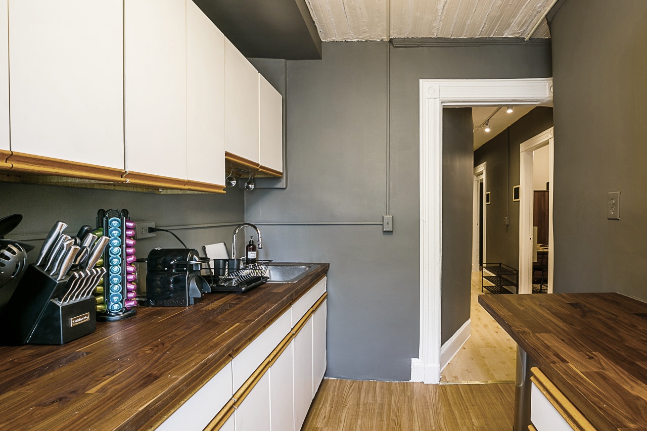  #188: Hell's Kitchen - Twin Bedroom 5D  -  #188: Hell's Kitchen  - Gallery -  6