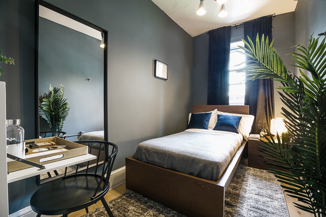  #188: Hell's Kitchen - Twin Bedroom 5D  -  #188: Hell's Kitchen  - Gallery -  1