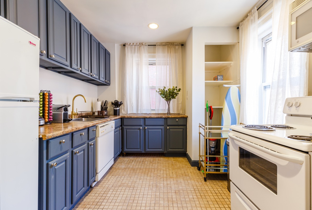  #258: Chelsea - Twin Bedroom A  -  #258: Chelsea  - Gallery -  4