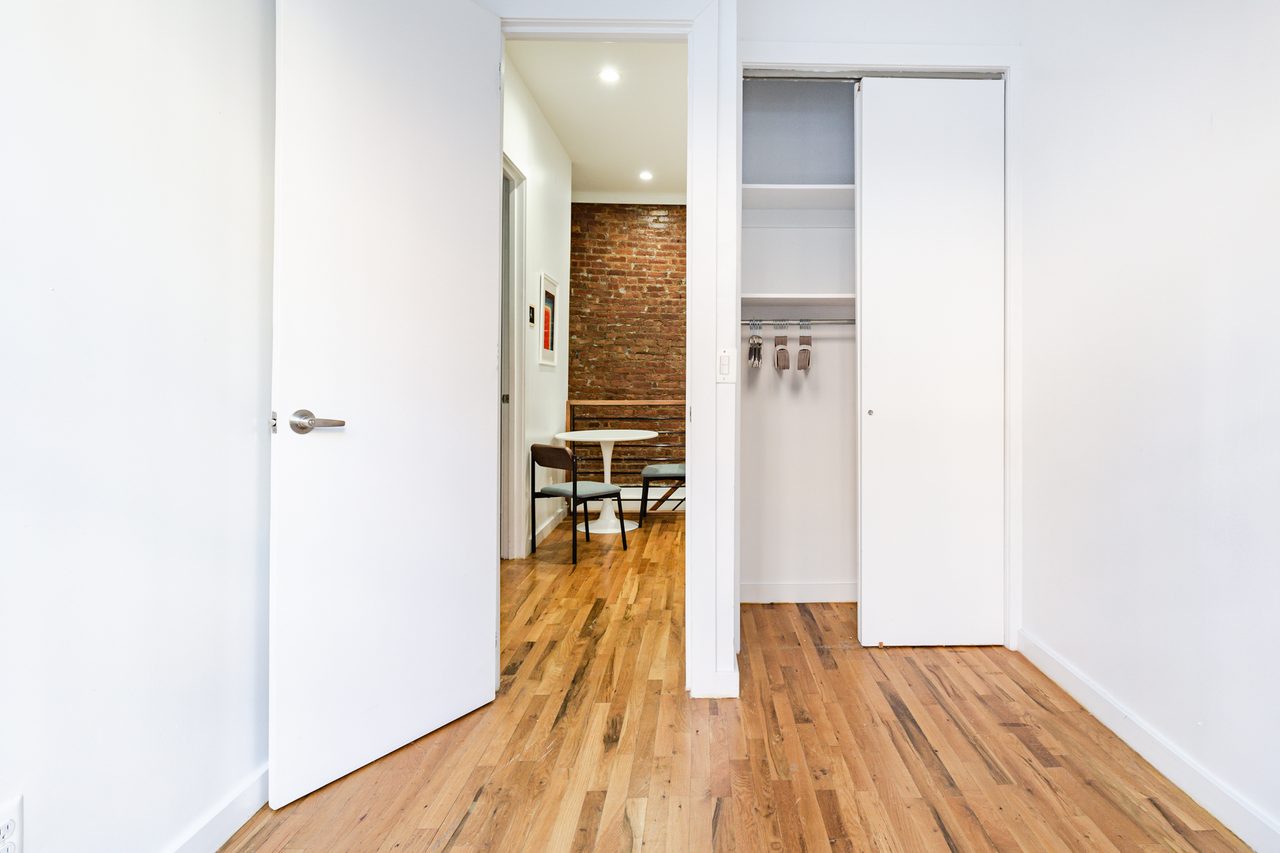  #1683: Hamilton Heights - Full Bedroom C  -  #1683: Hamilton Heights  - Gallery -  13