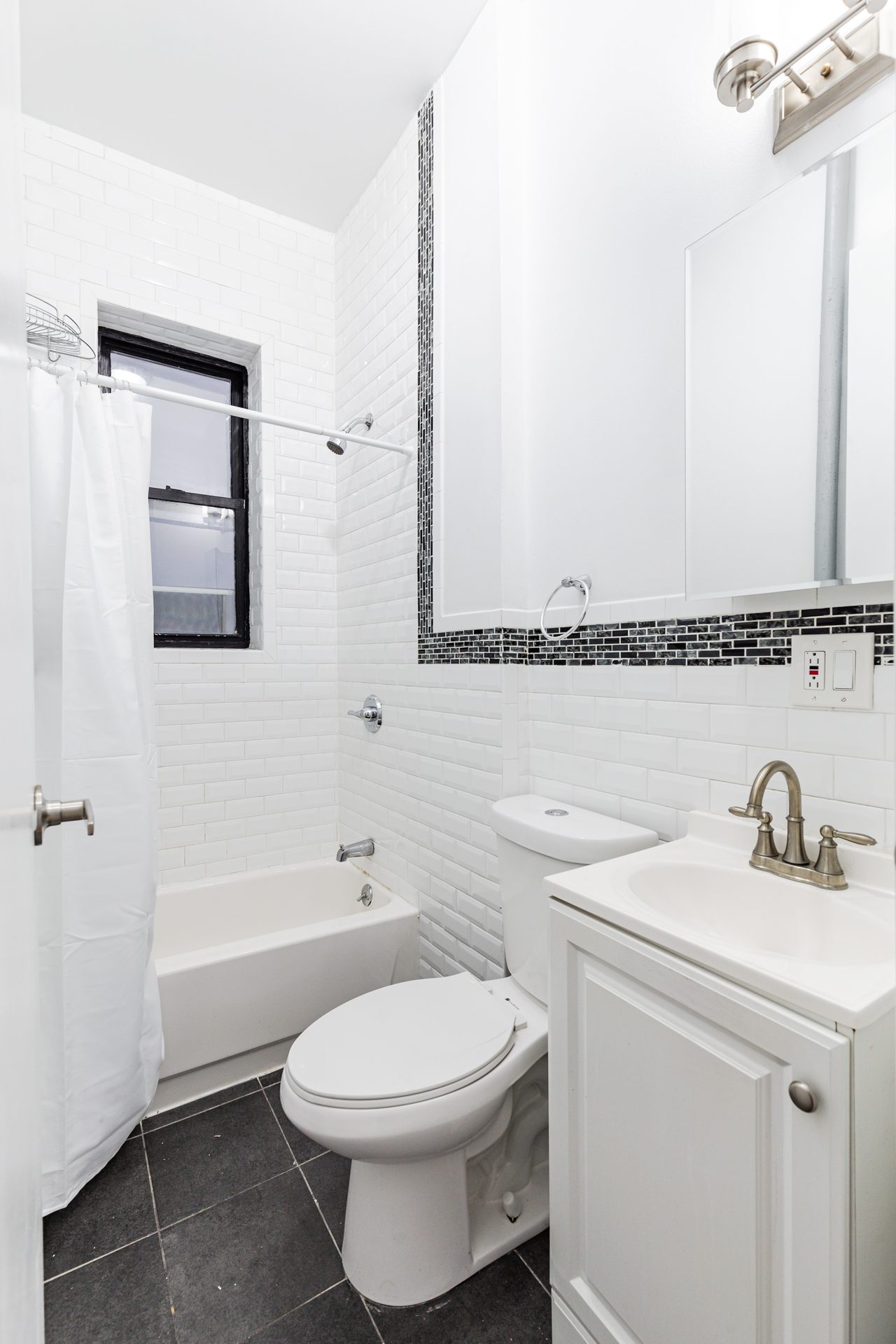 #1683: Hamilton Heights - Full Bedroom A - #1683: Hamilton Heights - Gallery - 13