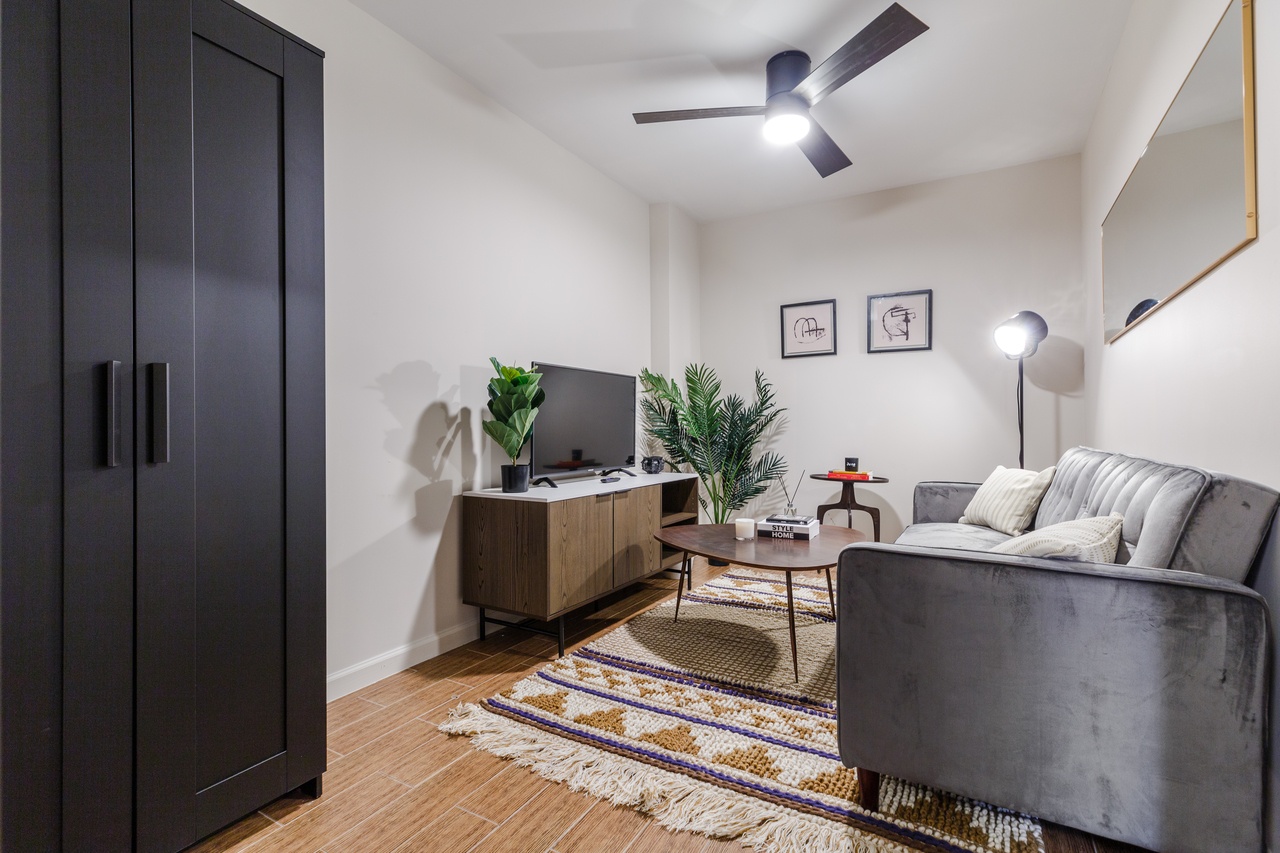 #266: Chinatown - Full Bedroom A - #266: Chinatown - Gallery - 6