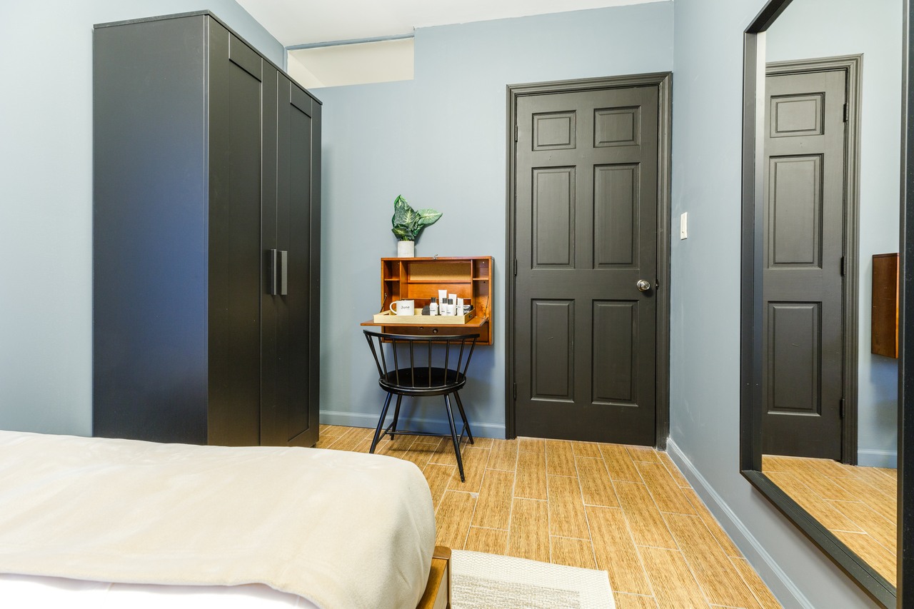  #266: Chinatown - Full Bedroom C  -  #266: Chinatown  - Gallery -  9