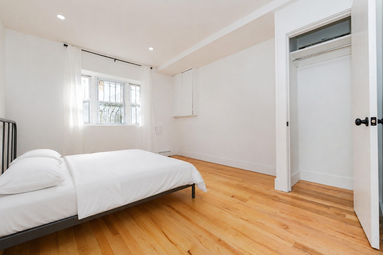 #1792: Bedford-Stuyvesant - Queen Room C - 6