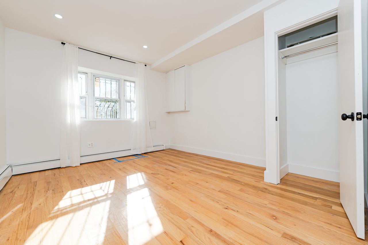 #1792: Bedford-Stuyvesant - Queen Room C - 9