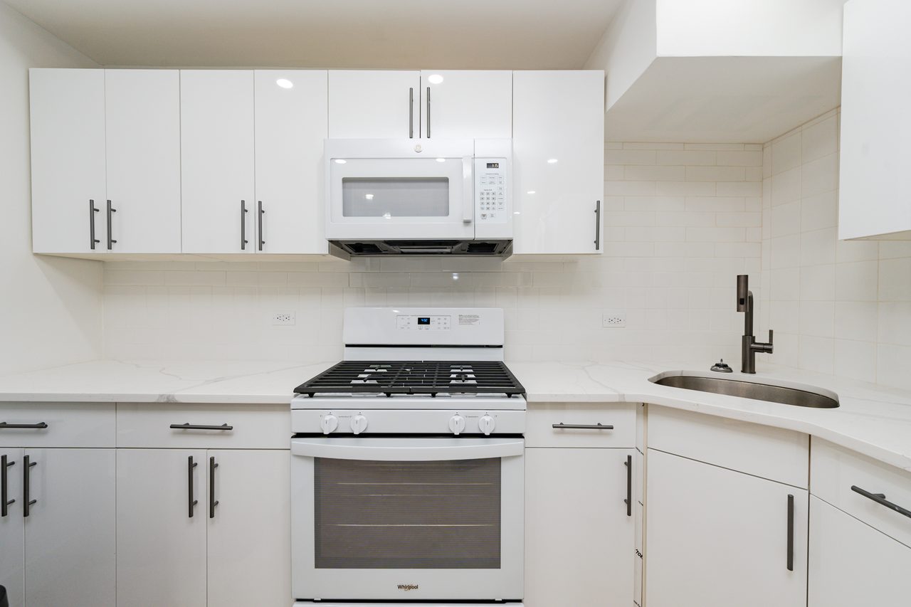 #1792: Bedford-Stuyvesant - Queen Room C - 2