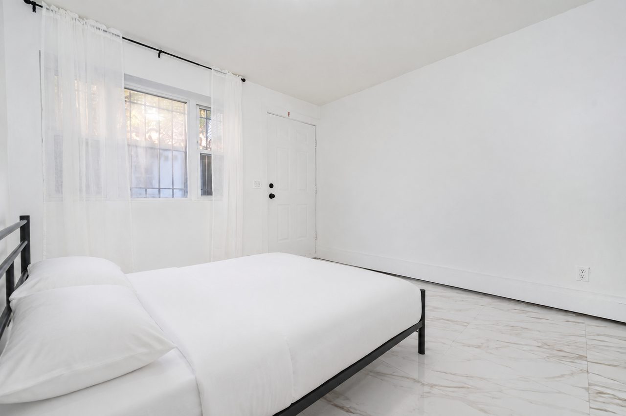 #1792: Bedford-Stuyvesant - Queen Room B - 16