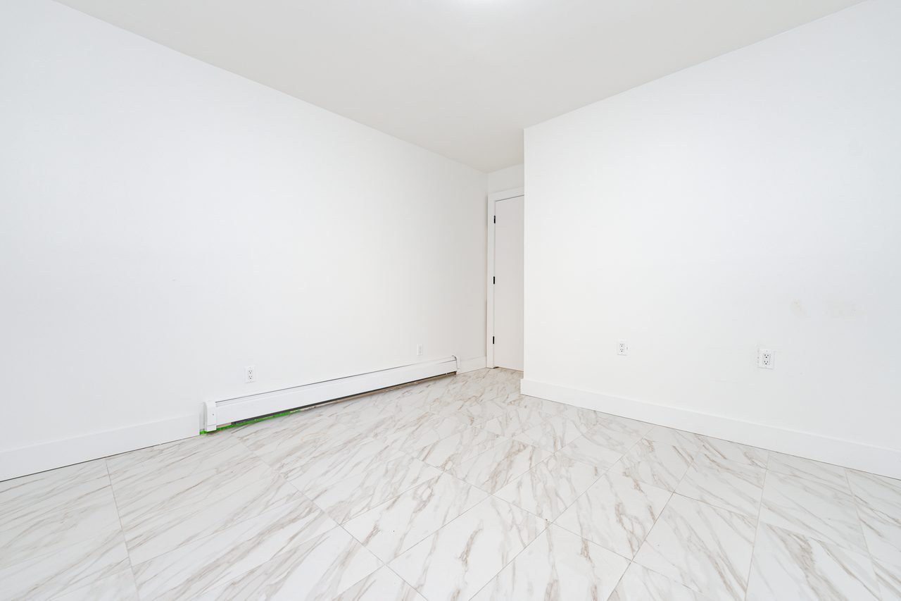 #1792: Bedford-Stuyvesant - Queen Room B - 1