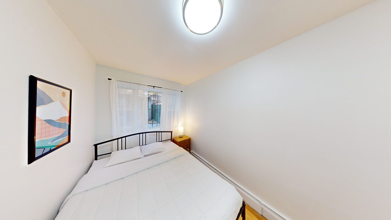  #1792: Bedford-Stuyvesant - Queen Room A  -  #1792: Bedford-Stuyvesant  - Gallery -  11