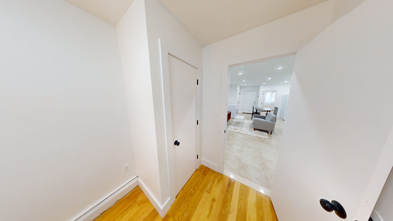 #1792: Bedford-Stuyvesant - Queen Room A - 2