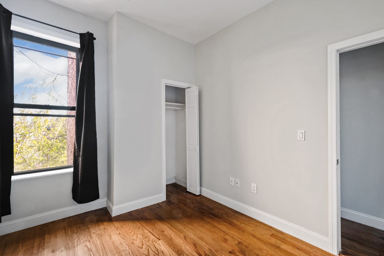 #959: Crown Heights - Full Bedroom C - #959: Crown Heights - Gallery - 2