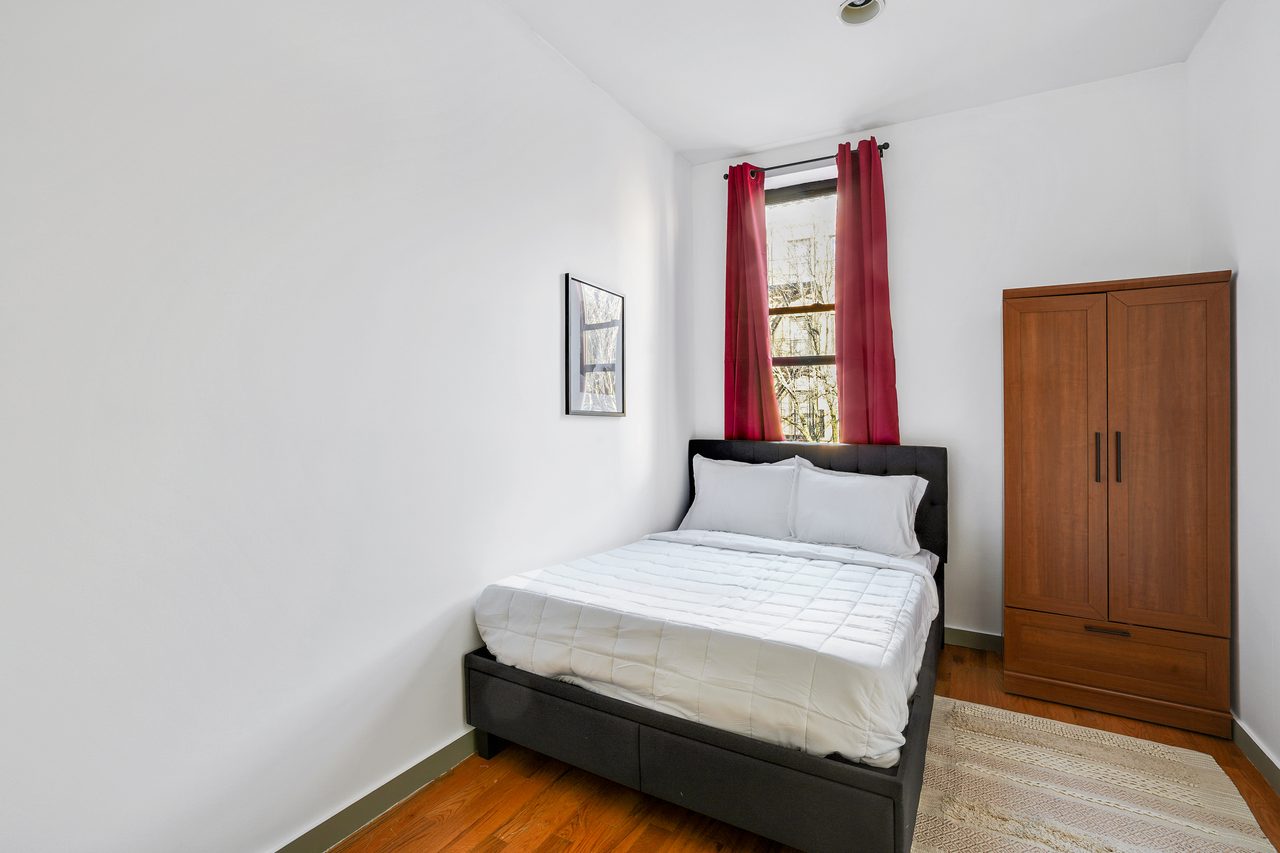 #867: Bedford-Stuyvesant - Full Bedroom B - 12