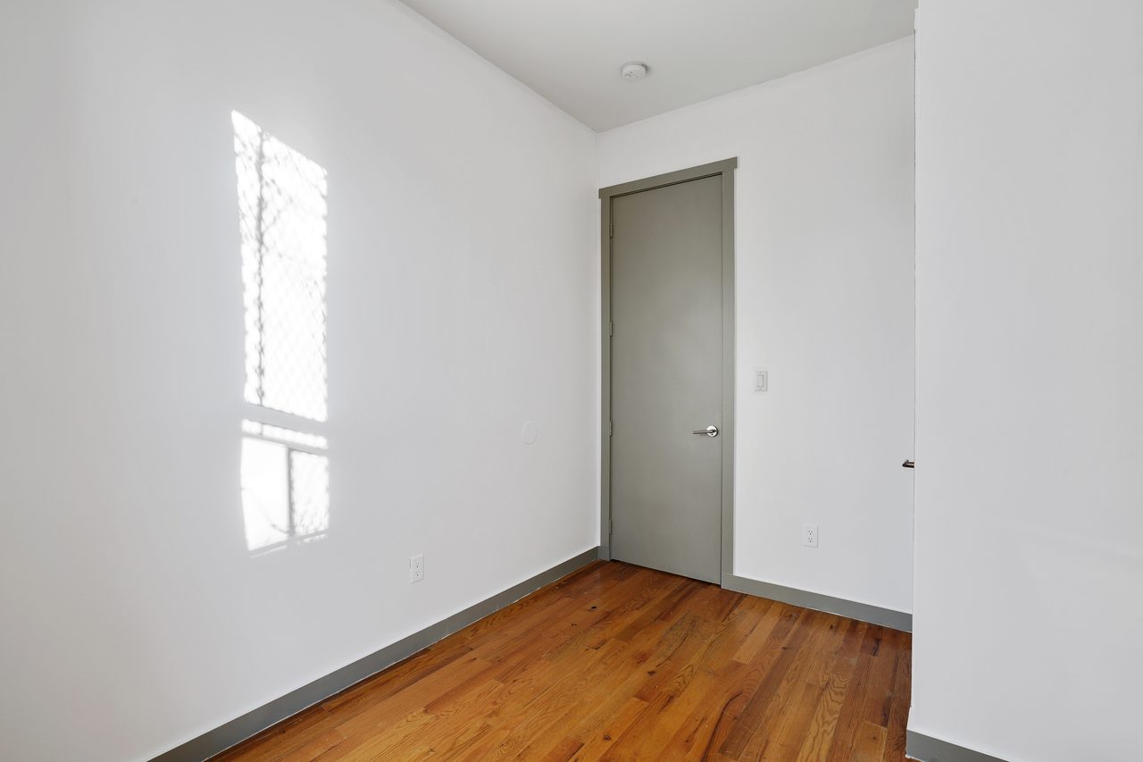 #867: Bedford-Stuyvesant - Full Bedroom C - 4