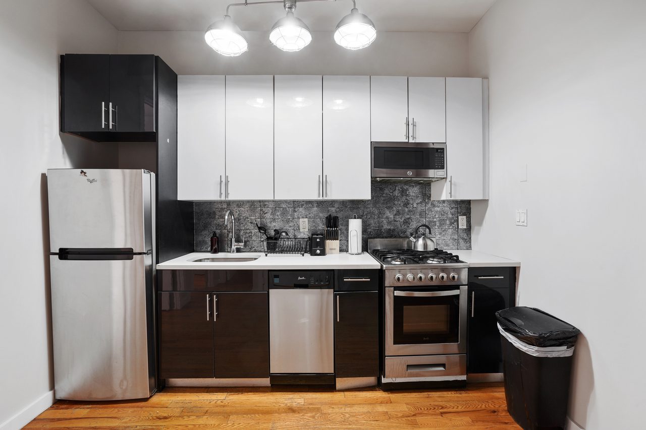 #867: Bedford-Stuyvesant - Full Bedroom A - 7