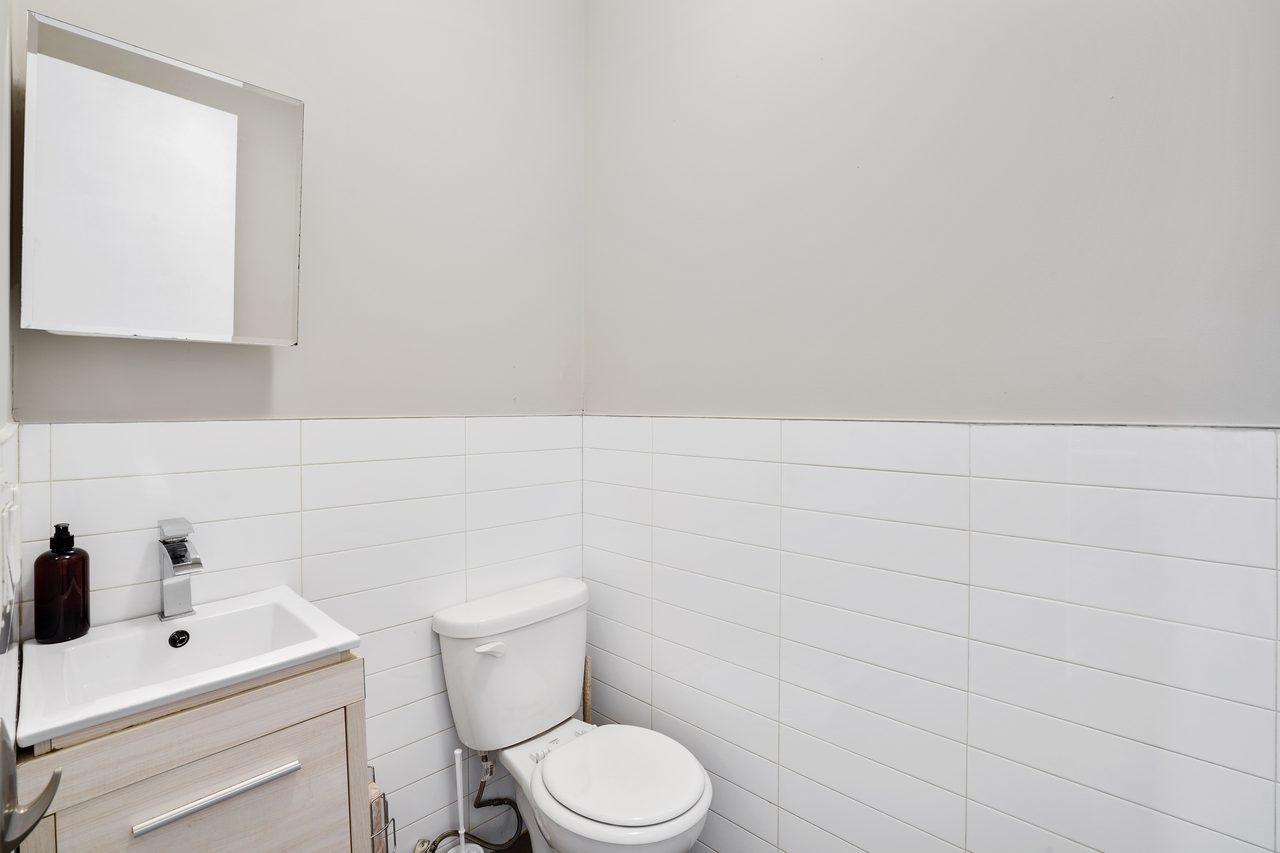 #867: Bedford-Stuyvesant - Full Bedroom A - 11