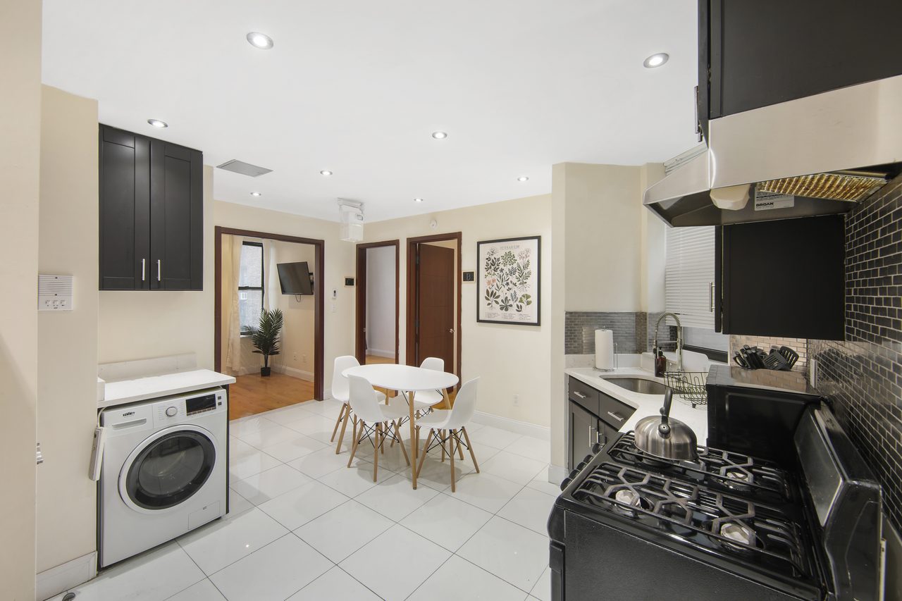  #791: Upper West Side - Full Bedroom A  -  #791: Upper West Side  - Gallery -  6