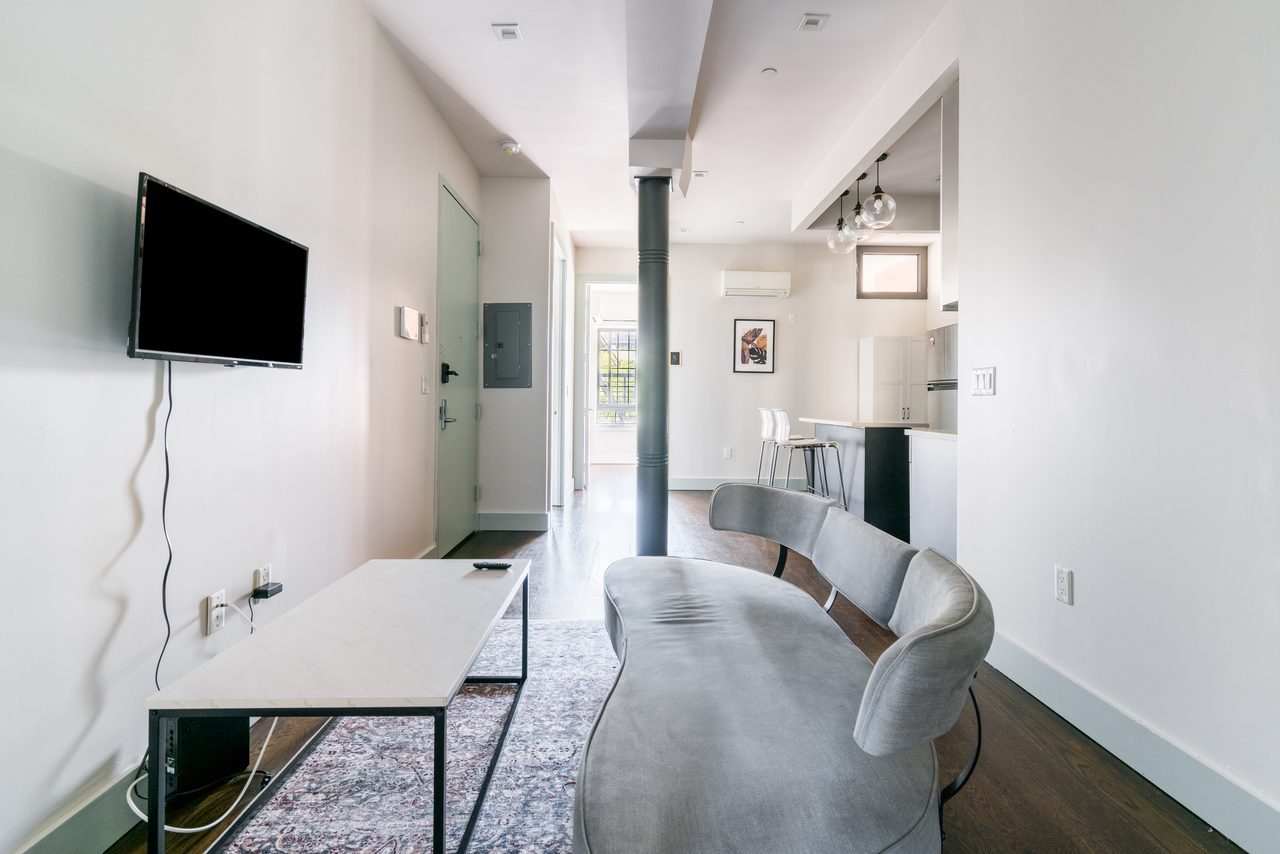 #1241: Bedford-Stuyvesant - Full Bedroom B - 6