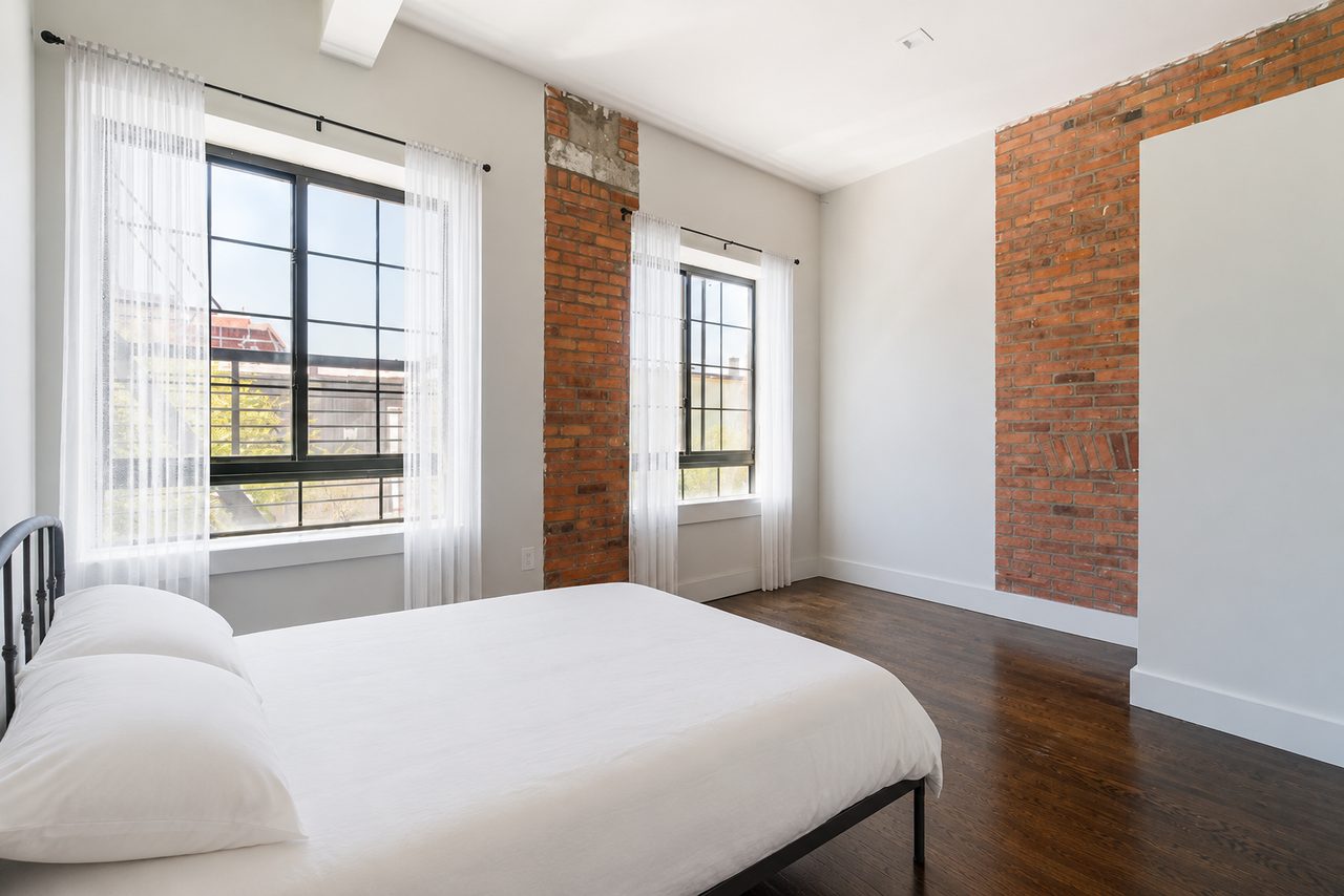 #1241: Bedford-Stuyvesant - Full Bedroom B - 2