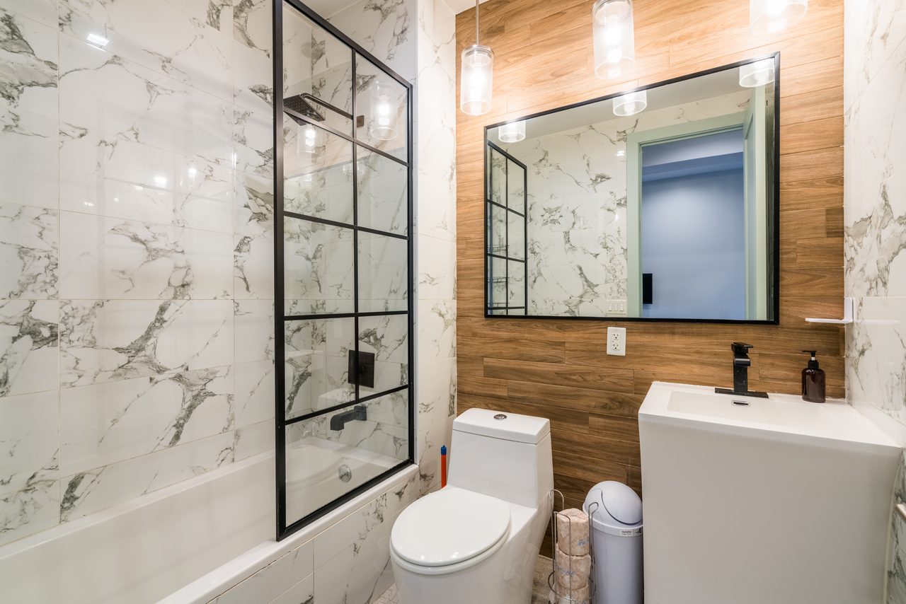 #1241: Bedford-Stuyvesant - Full Bedroom D - 3