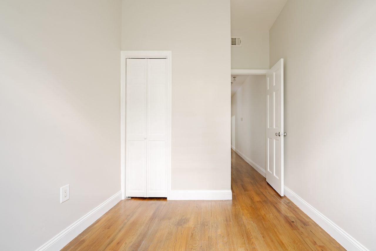#1382: Crown Heights - Full Bedroom D - #1382: Crown Heights - Gallery - 14