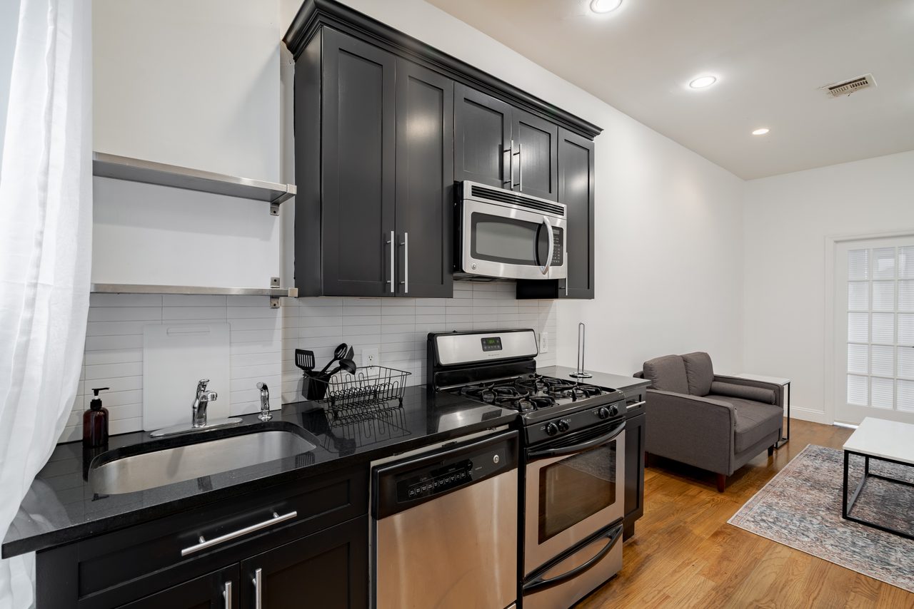 #1382: Crown Heights - Full Bedroom D - #1382: Crown Heights - Gallery - 6