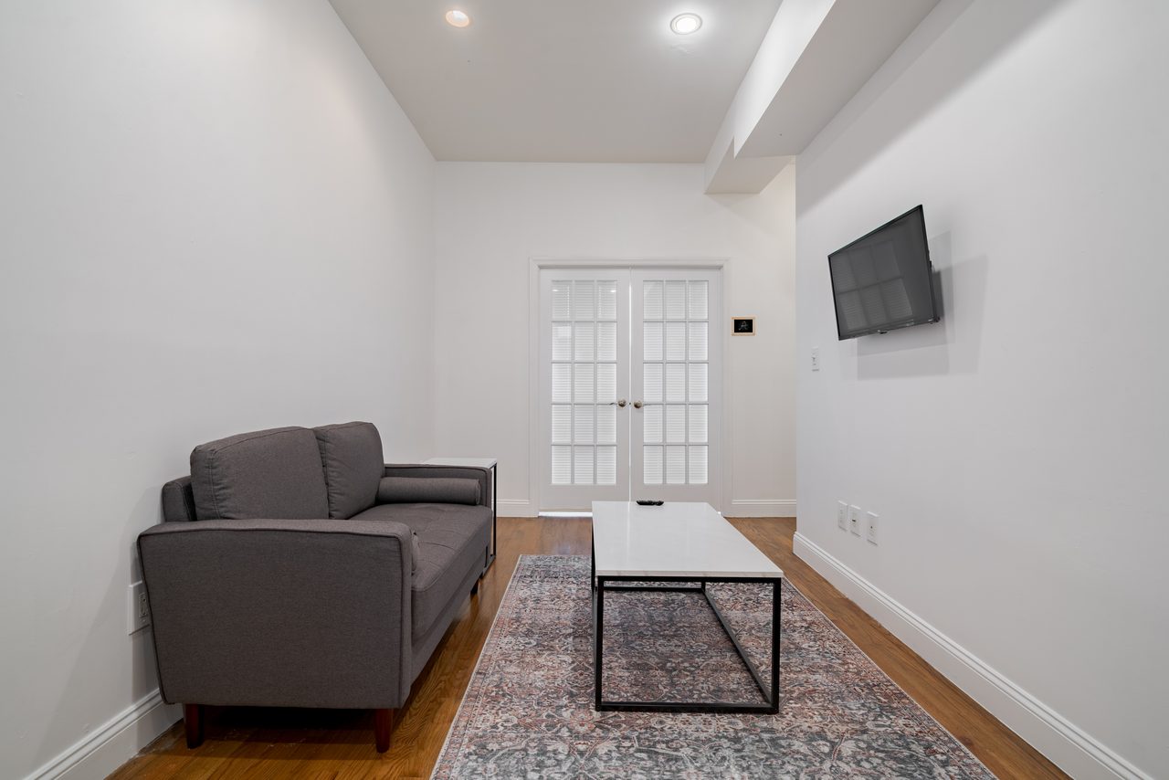 #1382: Crown Heights - Full Bedroom D - #1382: Crown Heights - Gallery - 11