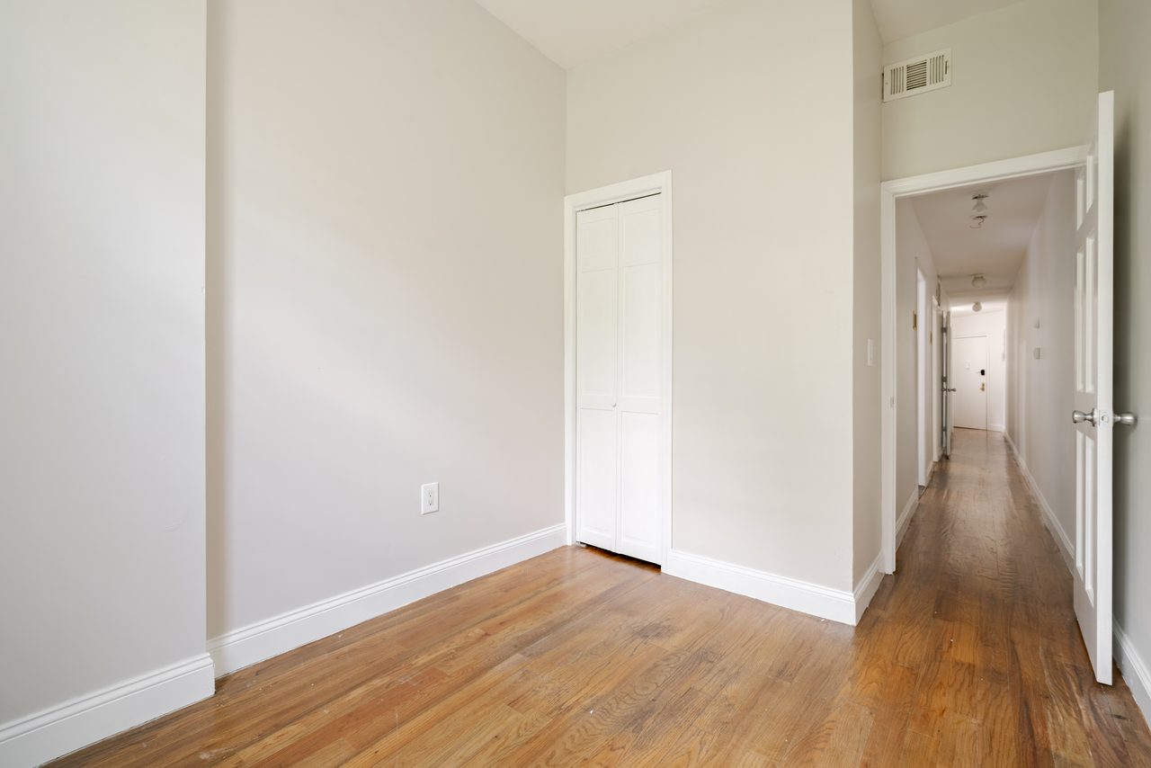 #1382: Crown Heights - Full Bedroom D - #1382: Crown Heights - Gallery - 15