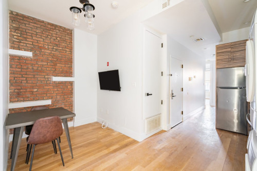 #1090: Central Harlem - Gallery - 7