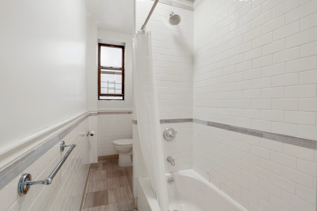  #446: West Harlem - Full Bedroom D  -  #446: West Harlem  - Gallery -  9
