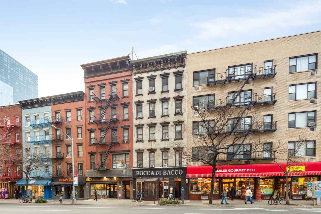 #290: Hell's Kitchen - Twin Bedroom A W/Private Bathroom - #290: Hell's Kitchen - Gallery - 10