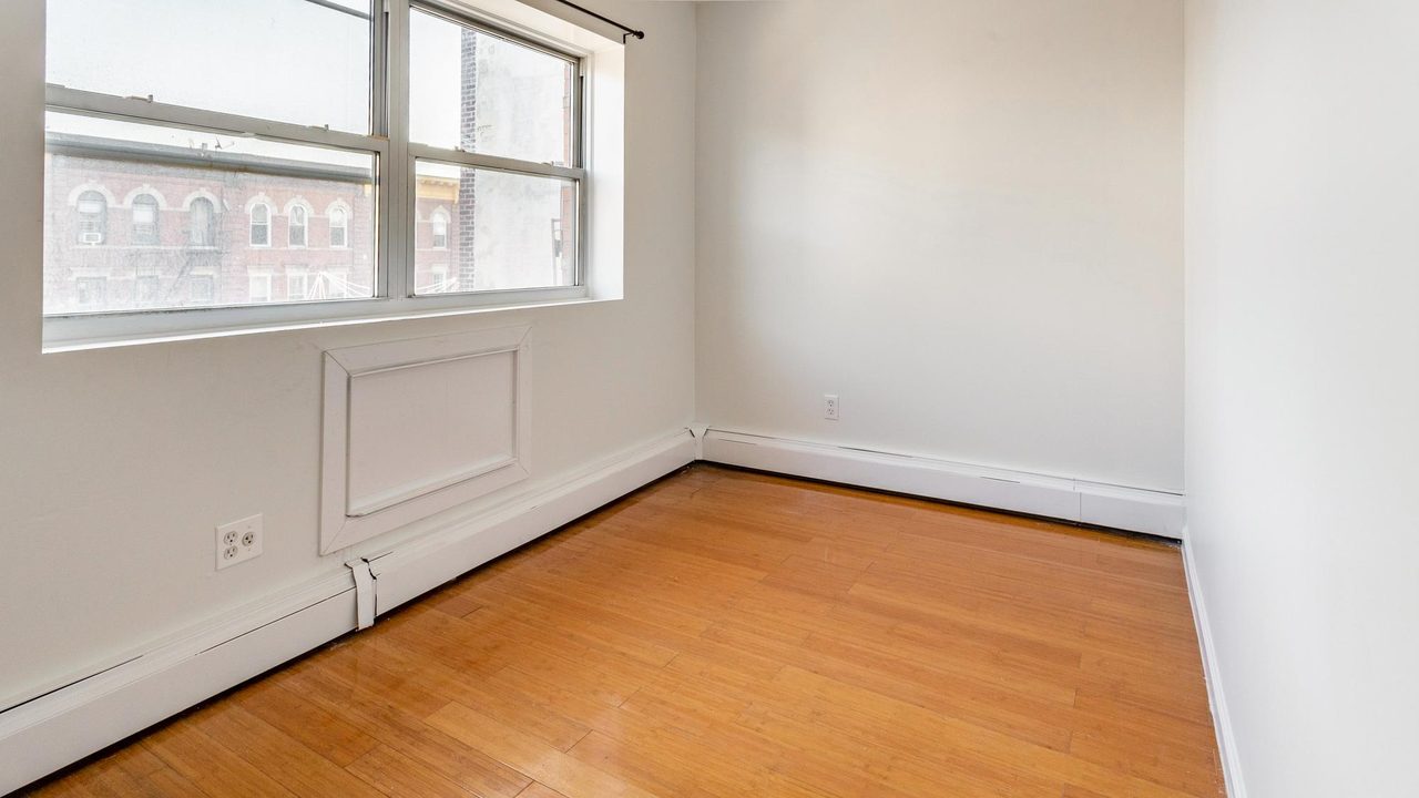 #1648: Flatbush - Full Bedroom B - 1