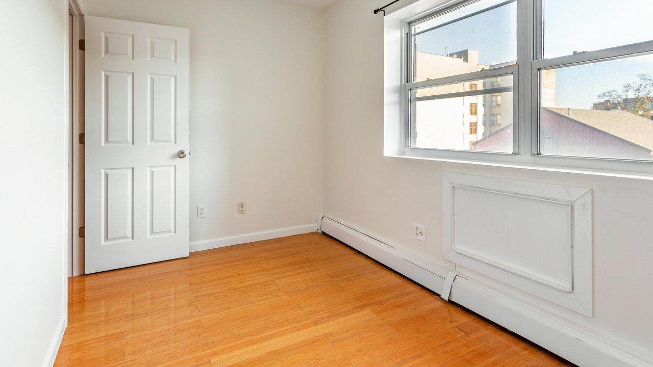 #1648: Flatbush - Full Bedroom B - 3