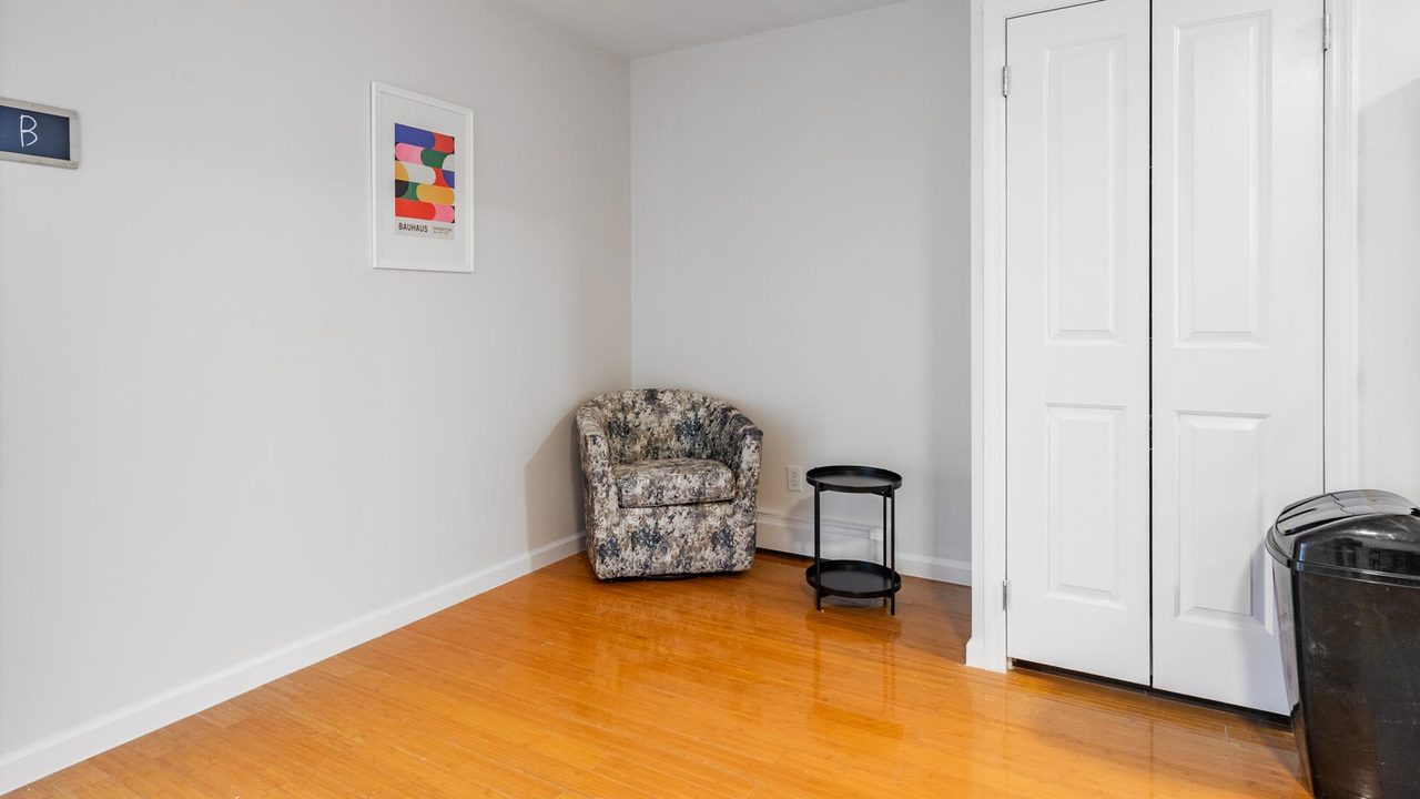 #1648: Flatbush - Queen Bedroom D W/ Private Bathroom - 15