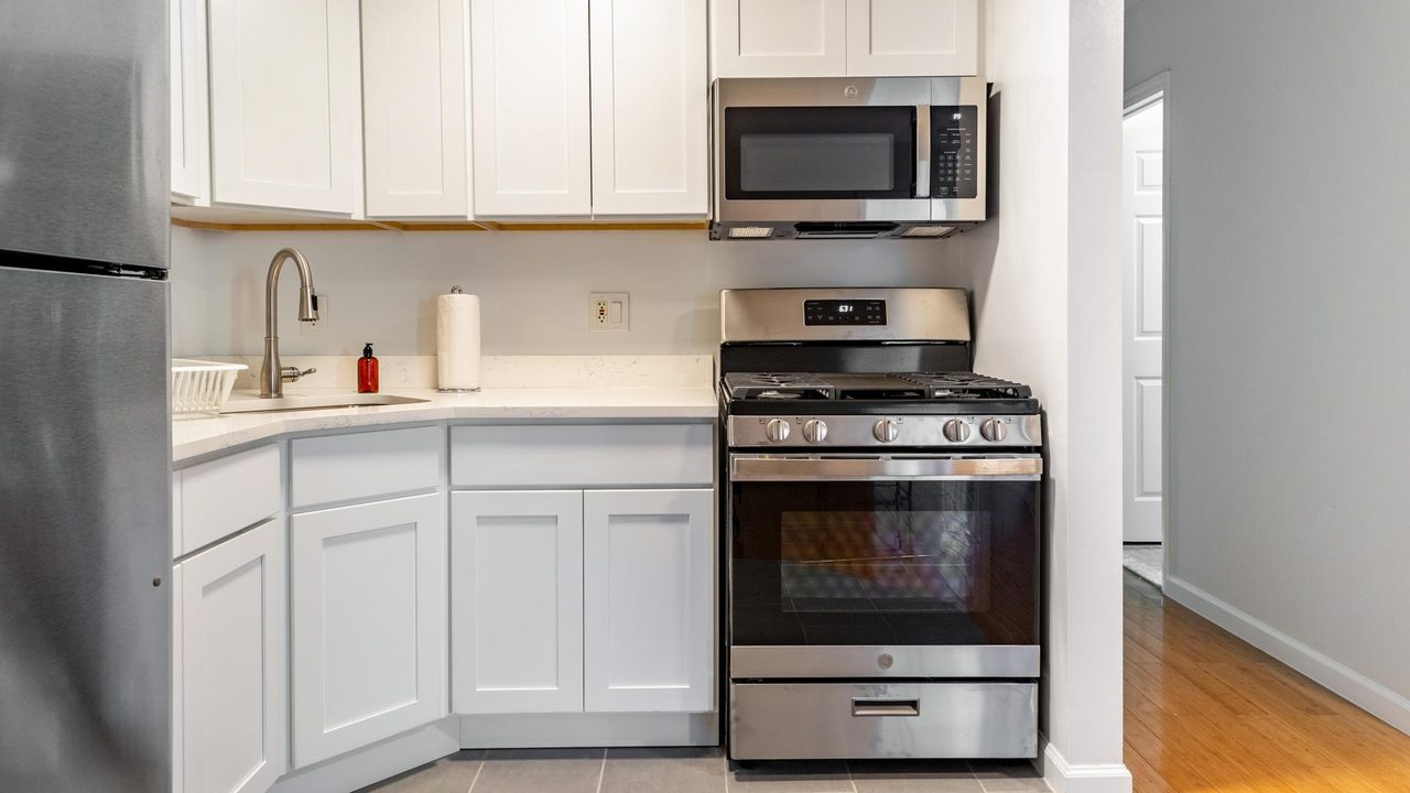 #1648: Flatbush - Full Bedroom A - #1648: Flatbush - Gallery - 10