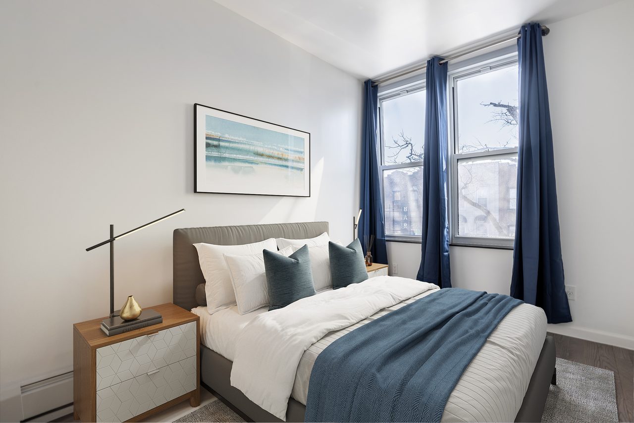  #978: Astoria - Queen Bedroom C  -  #978: Astoria  - Gallery -  15