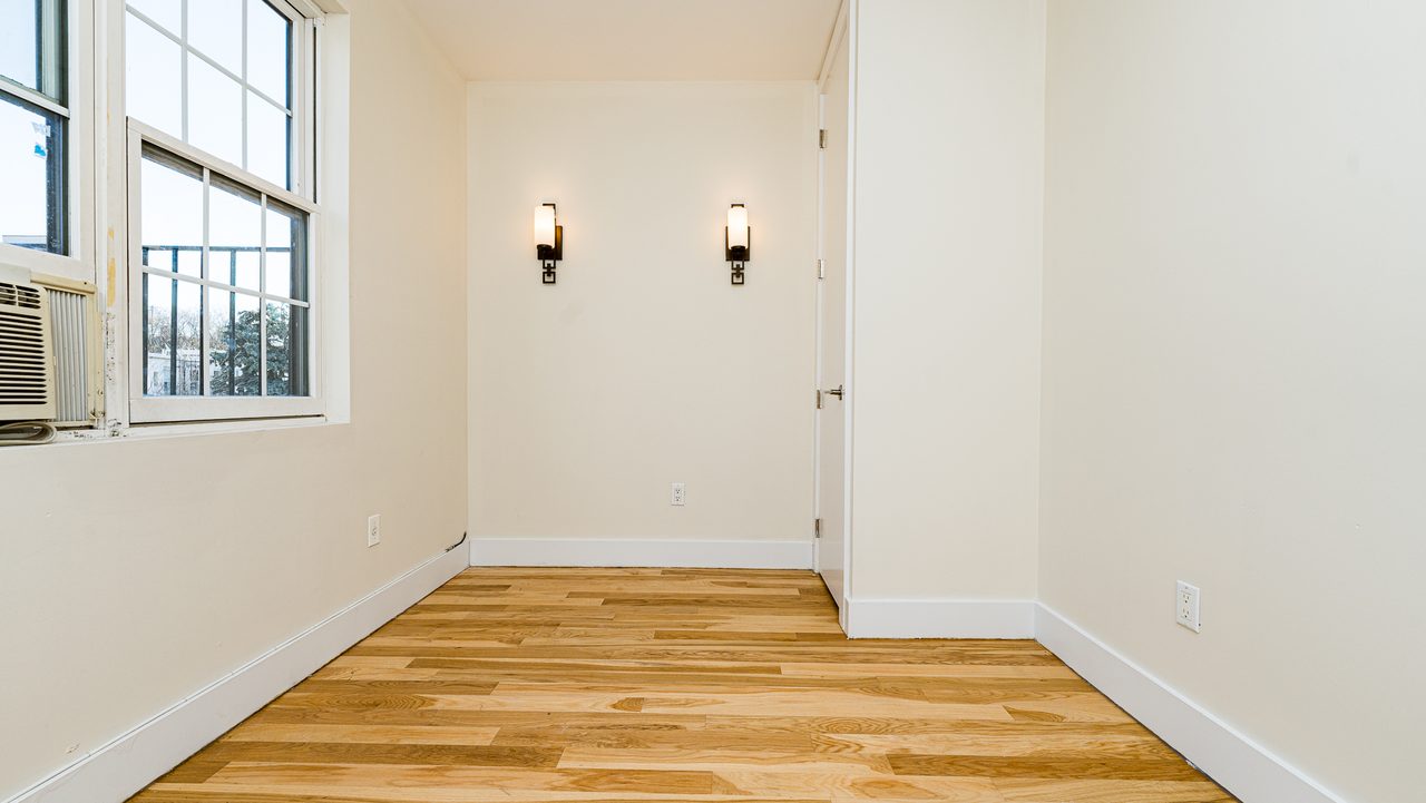 #1803: Clinton Hill - Queen Bedroom D - #1803: Clinton Hill - Gallery - 1