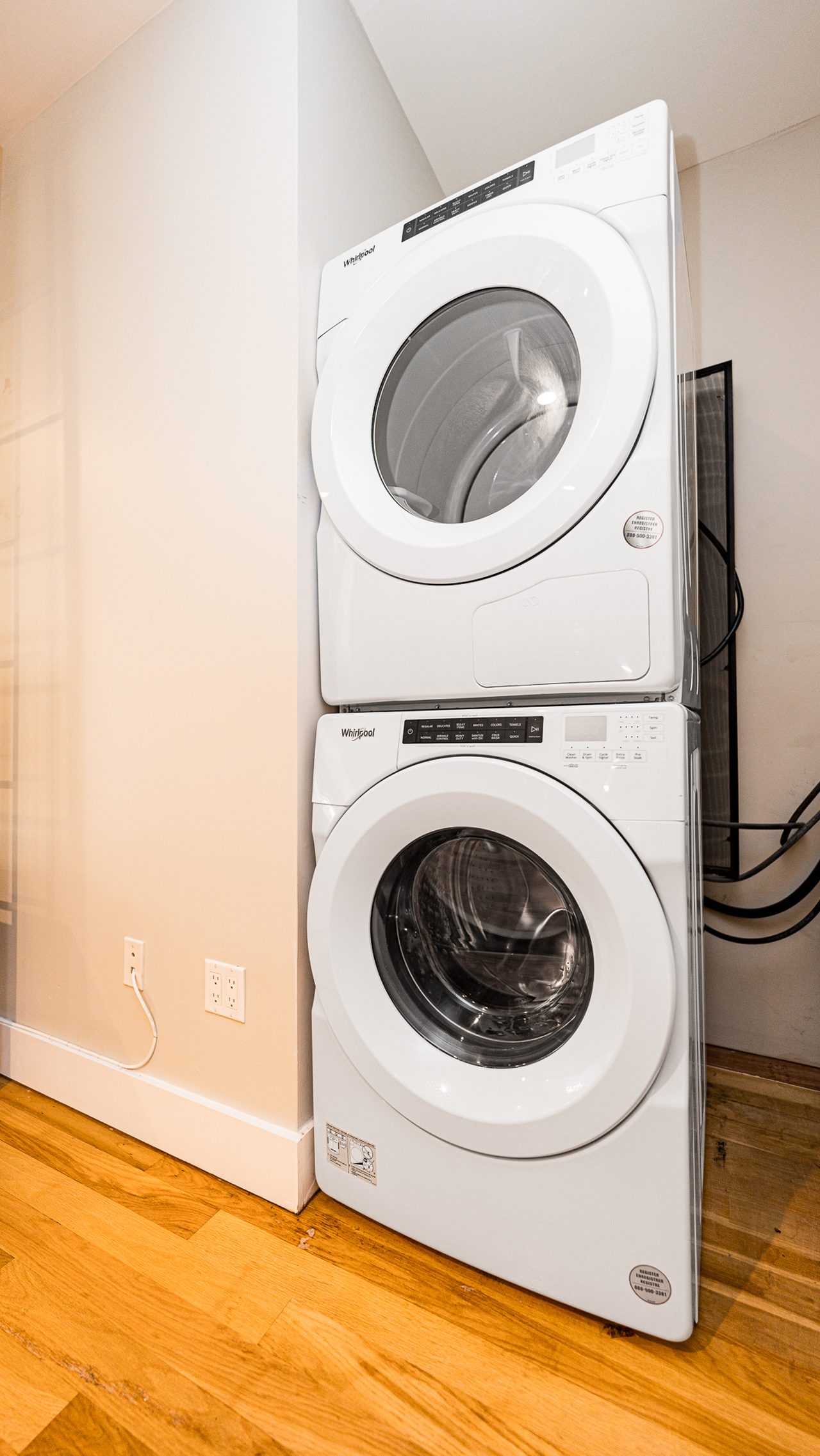  #1803: Clinton Hill - Queen Bedroom B  -  #1803: Clinton Hill  - Gallery -  9