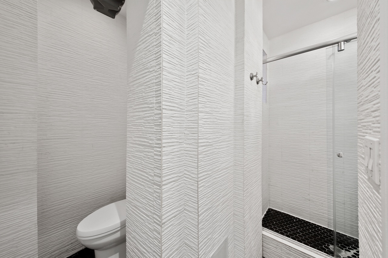  #738: Columbus Circle - 1 Bedroom (Queen)  -  #738: Columbus Circle  - Gallery -  16