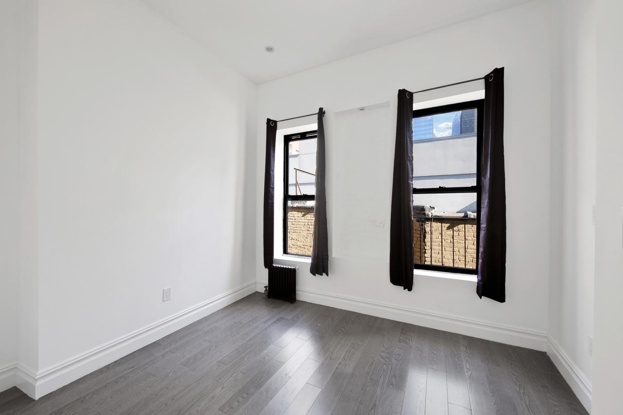  #738: Columbus Circle - 1 Bedroom (Queen)  -  #738: Columbus Circle  - Gallery -  6