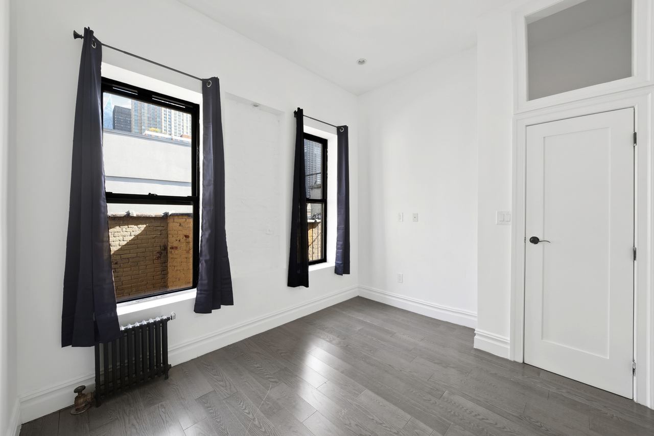  #738: Columbus Circle - 1 Bedroom (Queen)  -  #738: Columbus Circle  - Gallery -  5