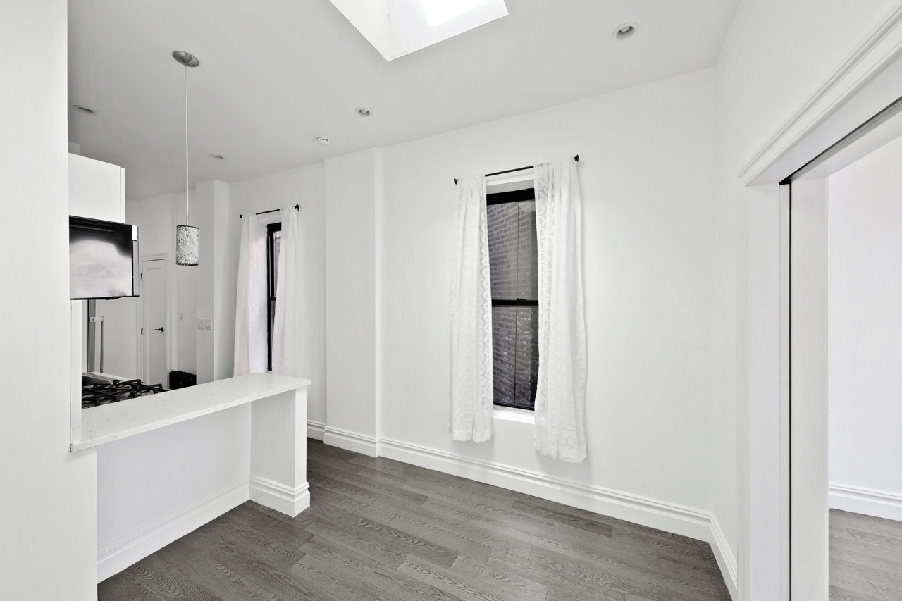 #738: Columbus Circle - 1 Bedroom (Queen) - #738: Columbus Circle - Gallery - 22