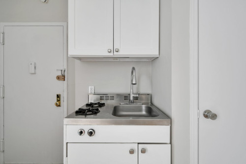 #907: Columbus Circle  - Gallery -  3