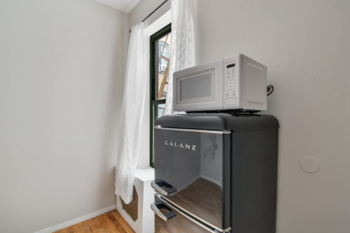 #907: Columbus Circle  - Gallery -  4