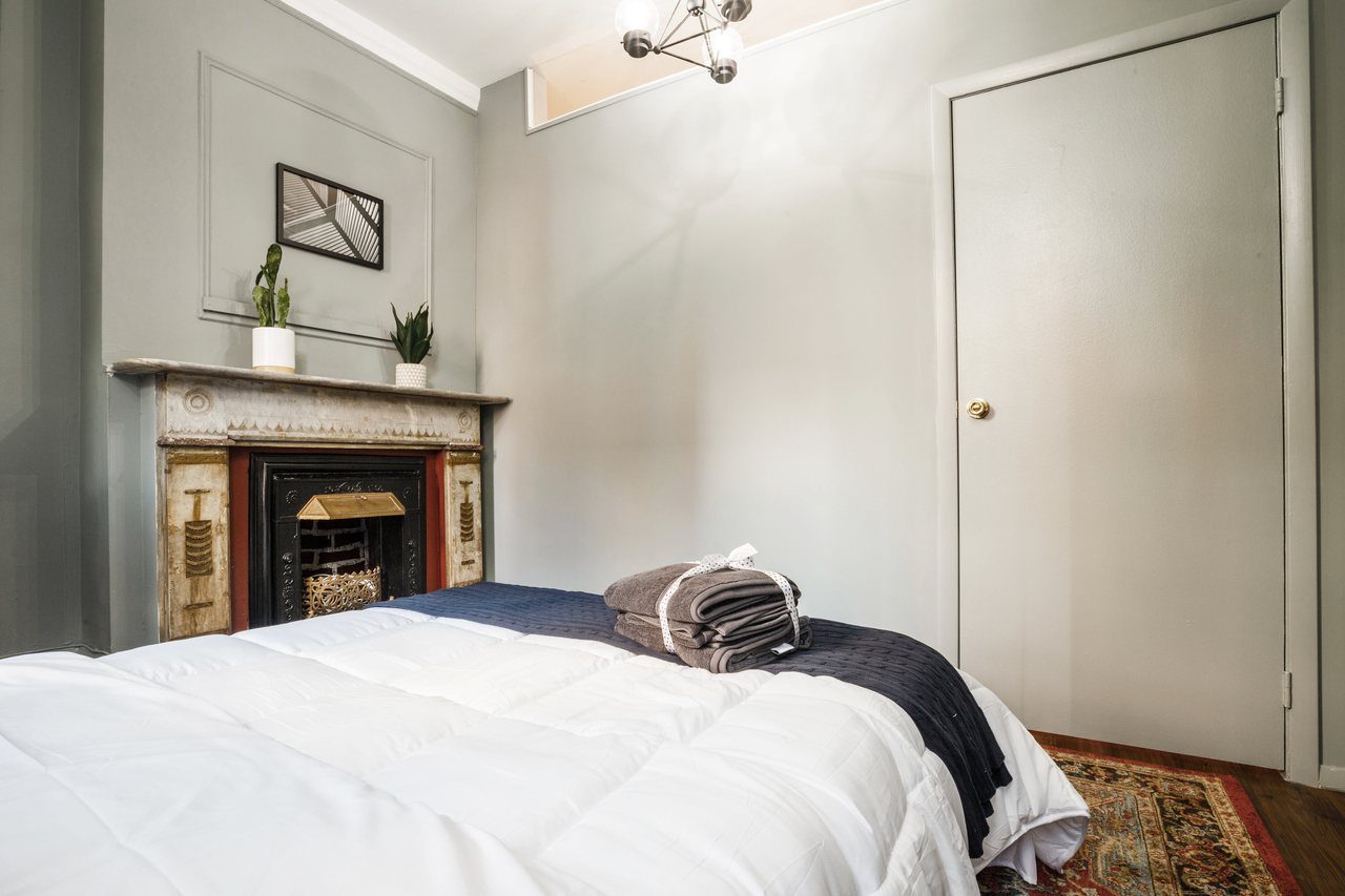 #138: Hell's Kitchen - Full Bedroom 3A - #138: Hell's Kitchen - Gallery - 4