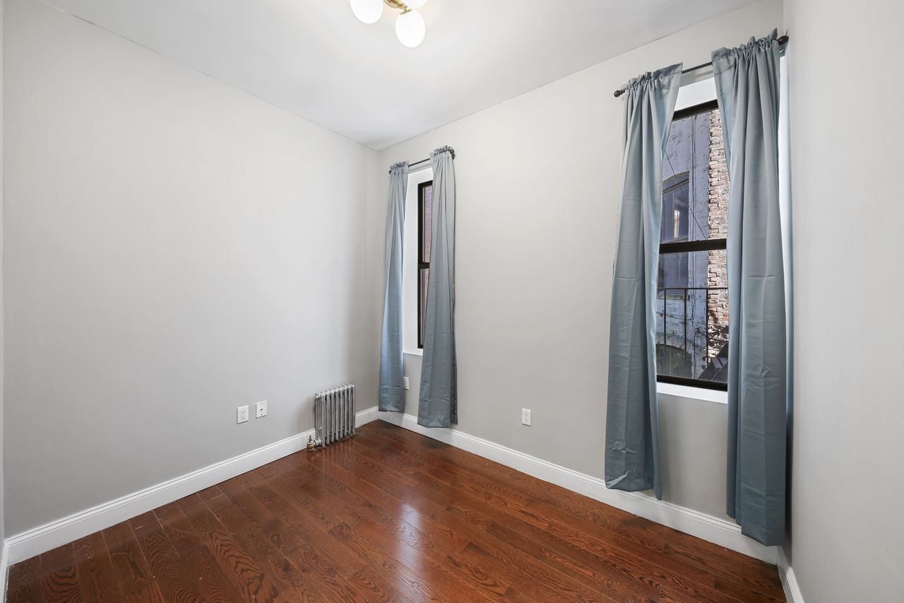  #596: Hamilton Heights - Full Bedroom C  -  #596: Hamilton Heights  - Gallery -  1