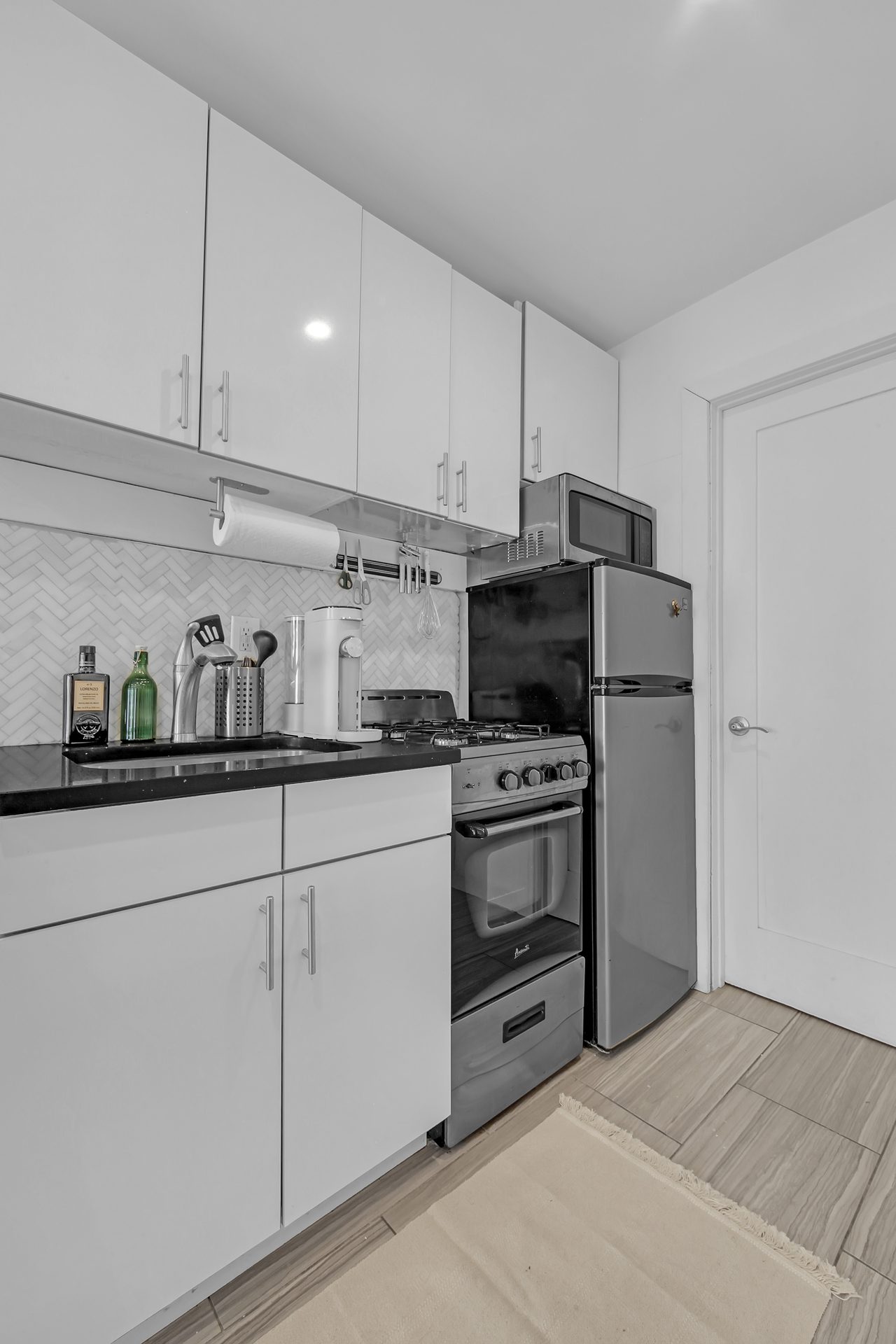 #1509: East Village - Studio (Full) - #1509: East Village - Gallery - 14